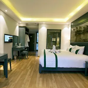 Hotel Ivy